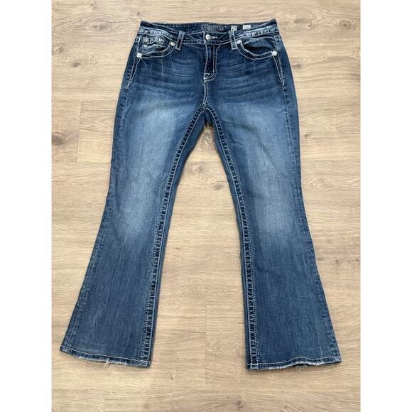 Miss Me Jeans Size 29 Easy Boot Distressed Mid Rise Rhinestones - Picture 1 of 11